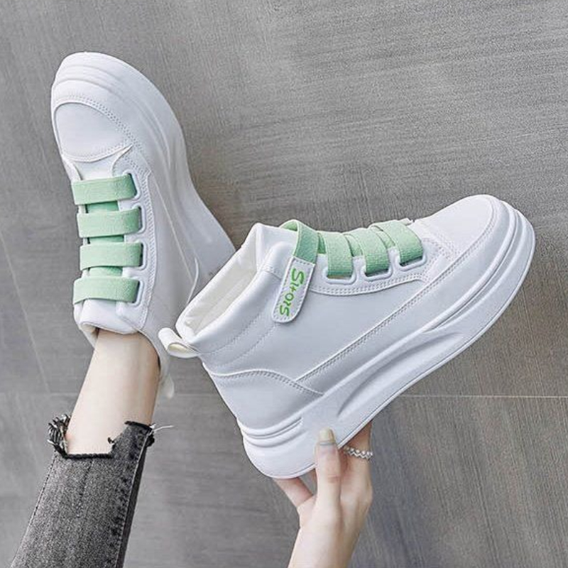 Versatile White High Top Sneak - Women Shoes Must Have recension och pris