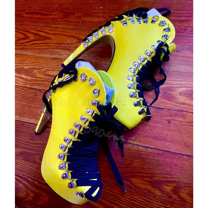 Yellow Strappy Blue Suede Squa - Women'S Shoes Navy Blue recension och pris